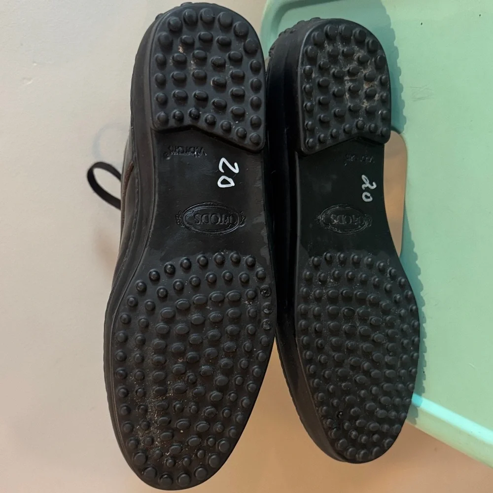 Tod's Brown Leather Lace-Up Boot with Tan Interior - Picture 7 of 7